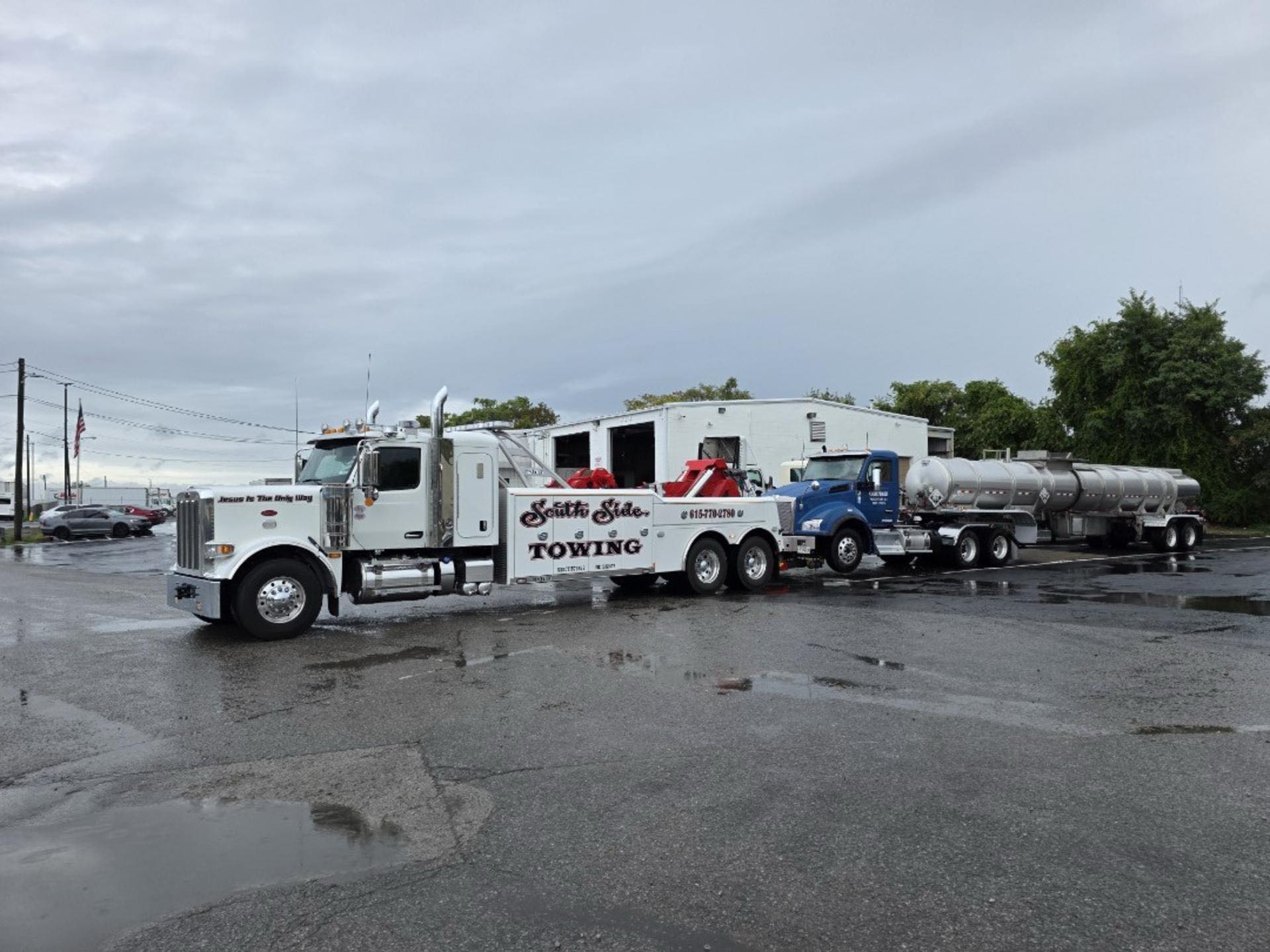 south side towing heavy duty towing semi